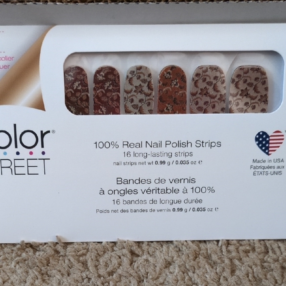 Color Street Floral Nail Strips - Brown and Cream